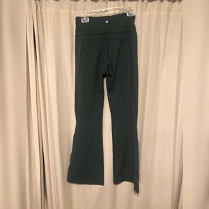Lululemon Groove Pant — Dark Green